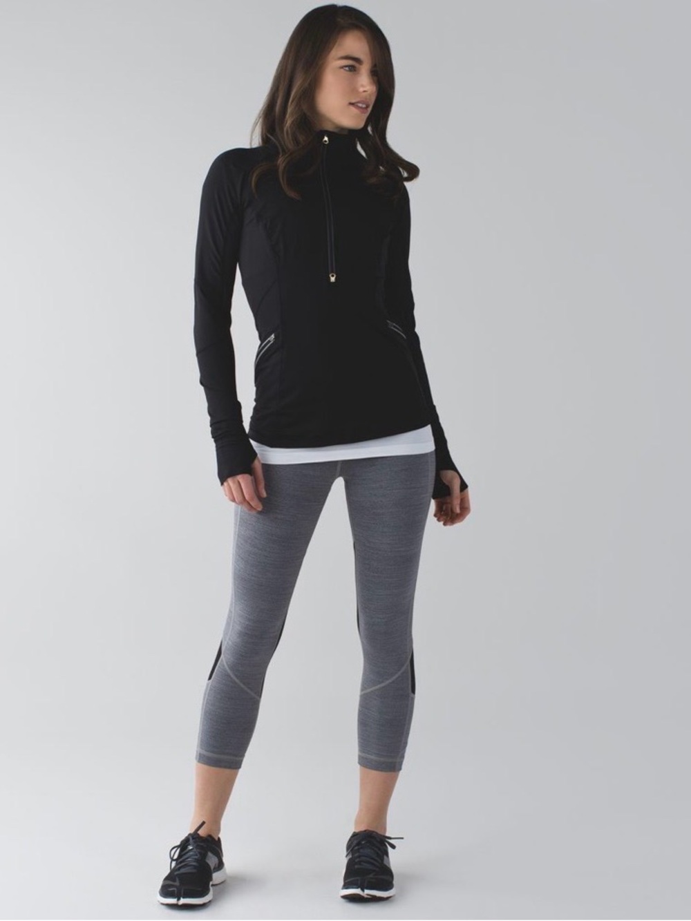 Lululemon Gray and Black Pace Rival Crop 22” Women’s size 4.